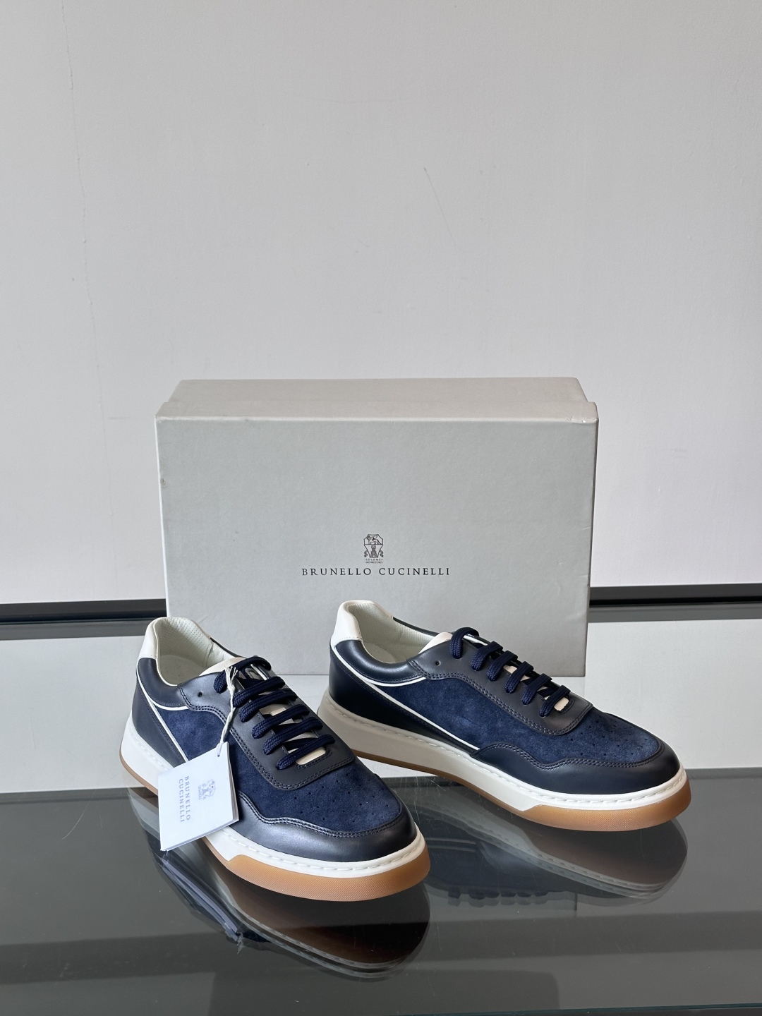Brunello Cucinelli 春夏新款拼色运动板男鞋 此款运动鞋面料采用意大利进口高丝光水洗翻毛
