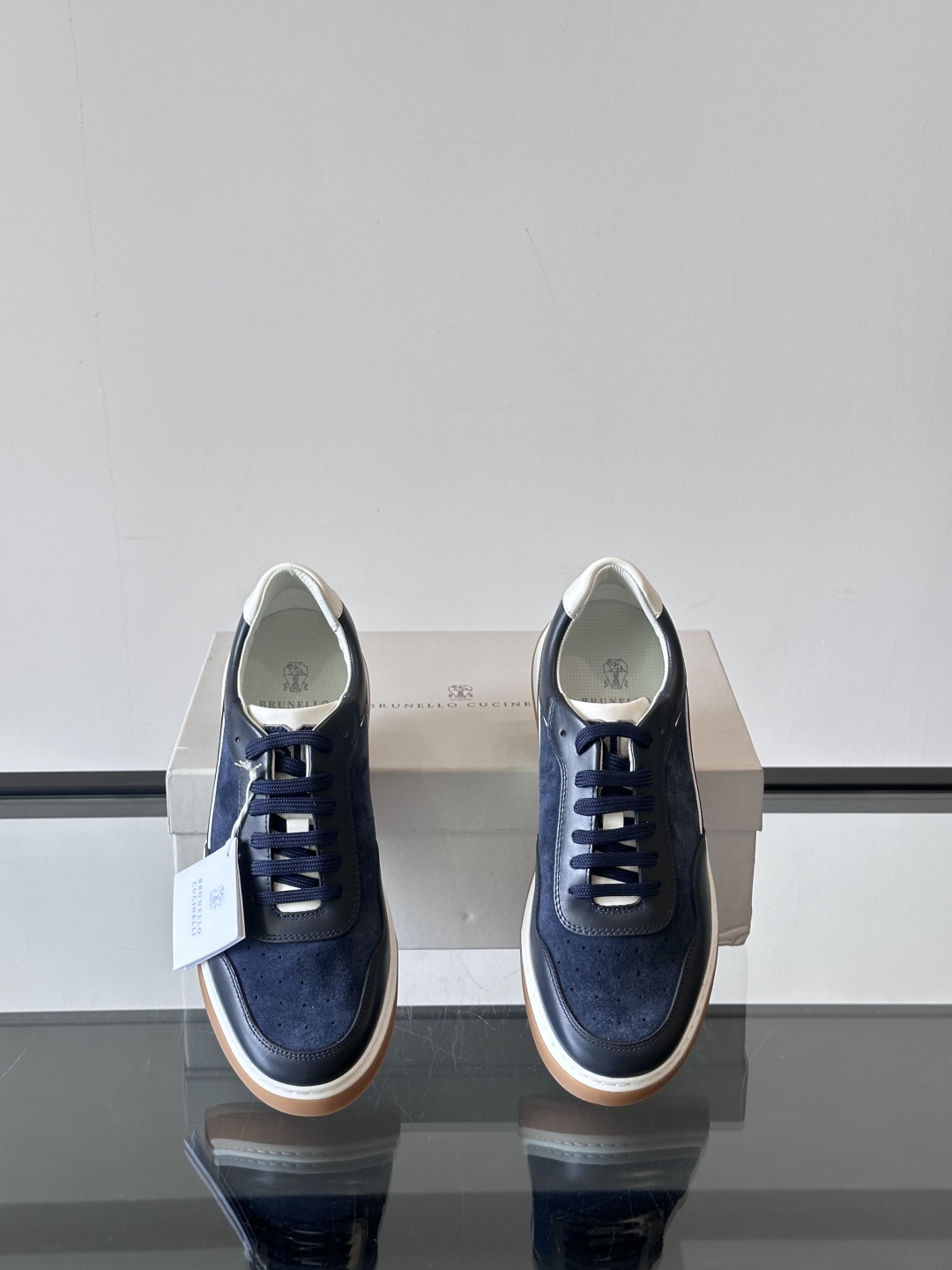 Brunello Cucinelli 春夏新款拼色运动板男鞋 此款运动鞋面料采用意大利进口高丝光水洗翻毛