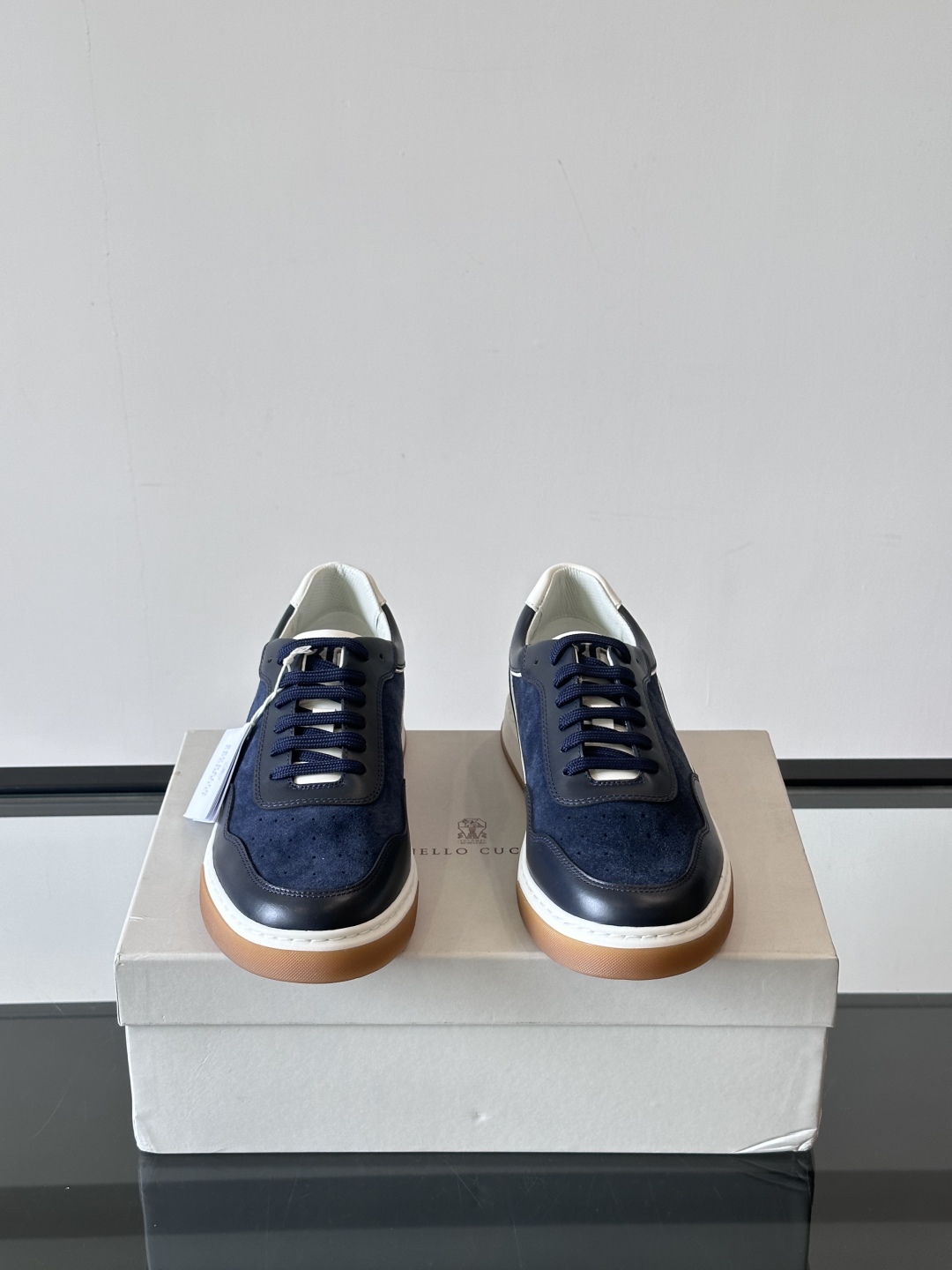 Brunello Cucinelli 春夏新款拼色运动板男鞋 此款运动鞋面料采用意大利进口高丝光水洗翻毛