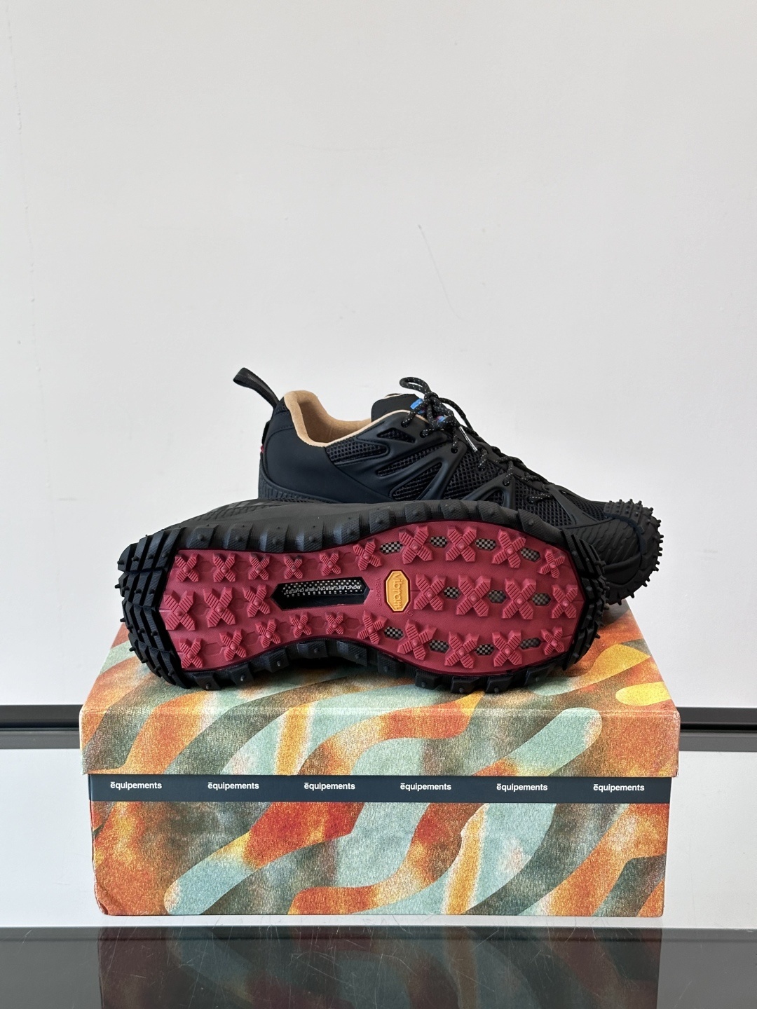 MONCLER✖️SALEHEBEMBURYTrailgriP Amoeba,这双运动鞋,宛如时尚与活力