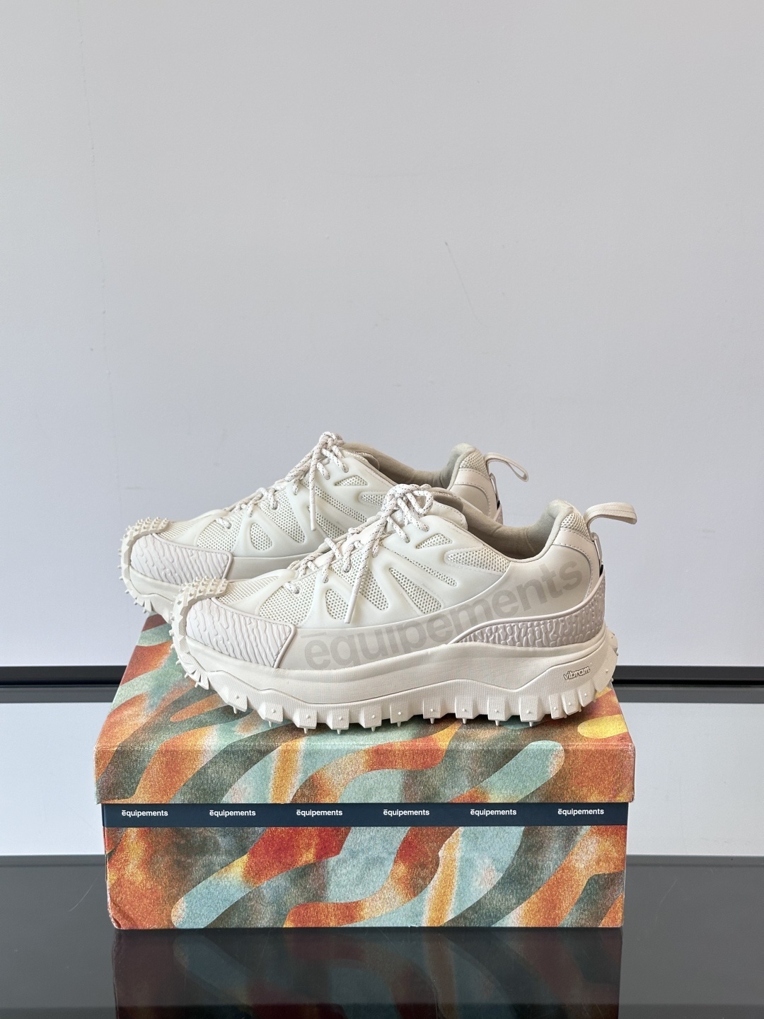 MONCLER✖️SALEHEBEMBURYTrailgriP Amoeba,这双运动鞋,宛如时尚与活力