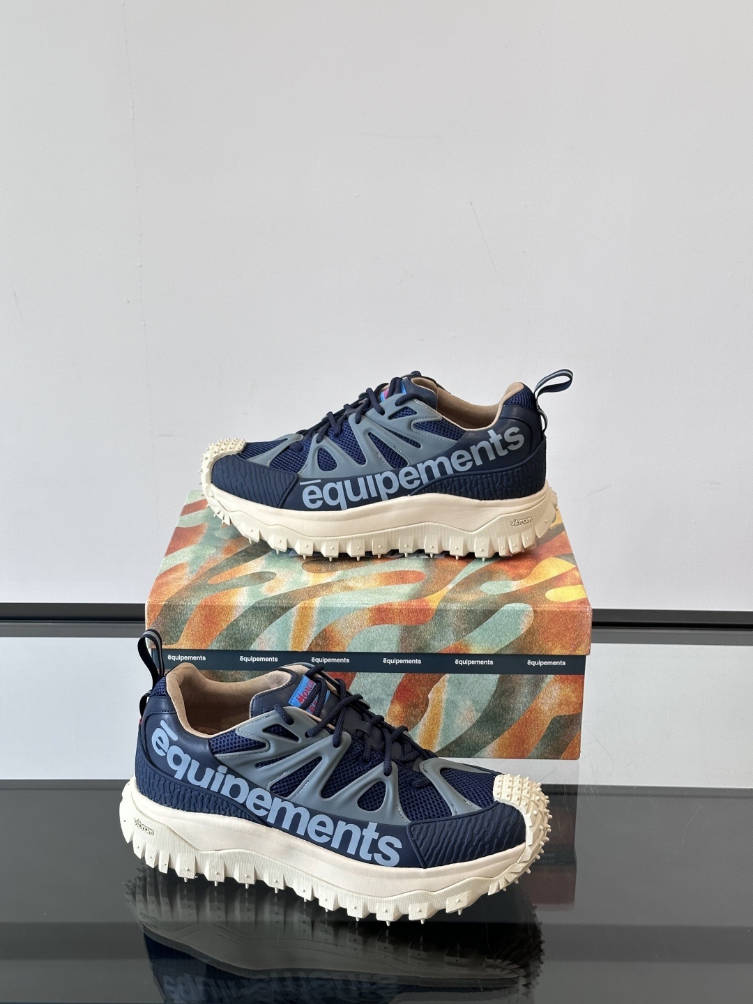 MONCLER✖️SALEHEBEMBURYTrailgriP Amoeba,这双运动鞋,宛如时尚与活力