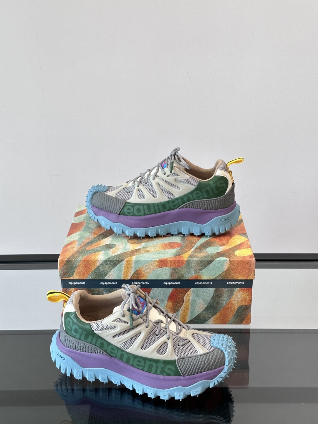 MONCLER✖️SALEHEBEMBURYTrailgriP Amoeba,这双运动鞋,宛如时尚与活力