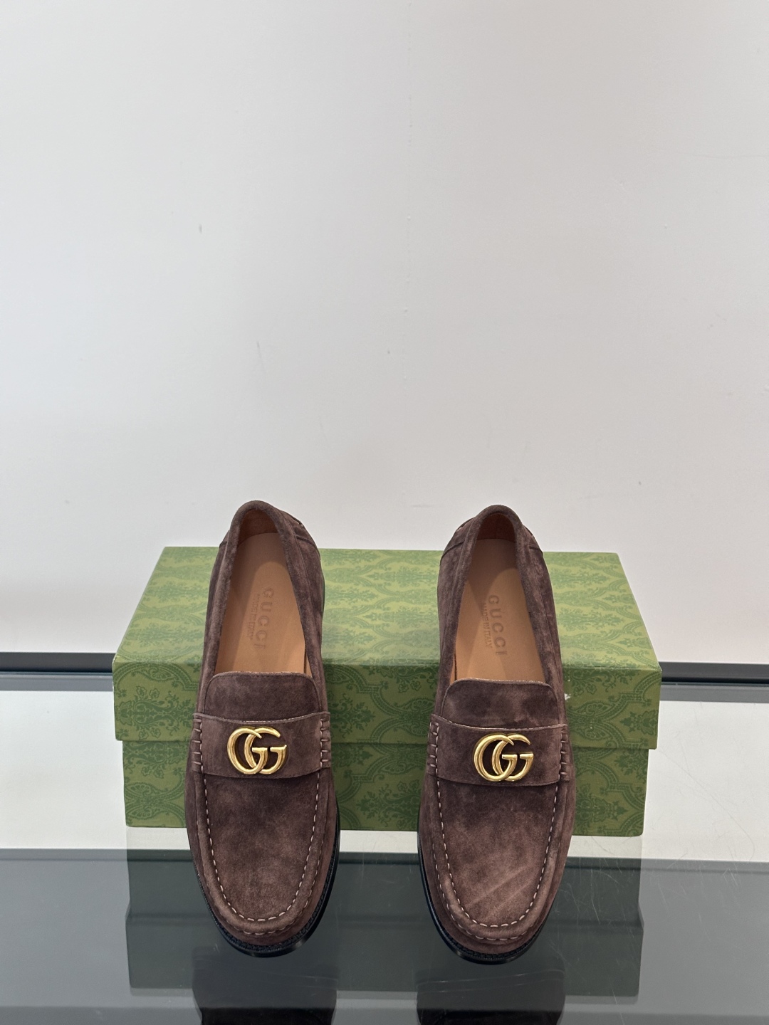 Gucci～高端真皮男士休闲皮鞋，鞋面选用进口头层牛皮材质。低调奢华气质十足，脚感舒适！真皮大底，头层牛