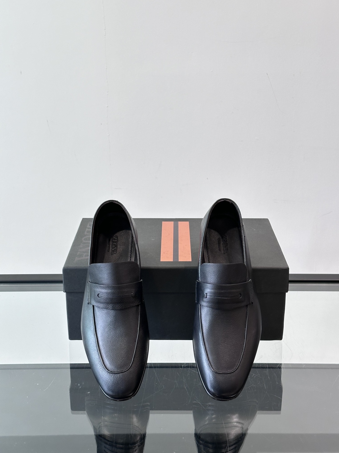 Zegna/杰尼亚 手工精品男士皮鞋 ，意大利进口皮胚 胎牛皮面 内里小牛皮  纯手工上色工艺 皮质细腻