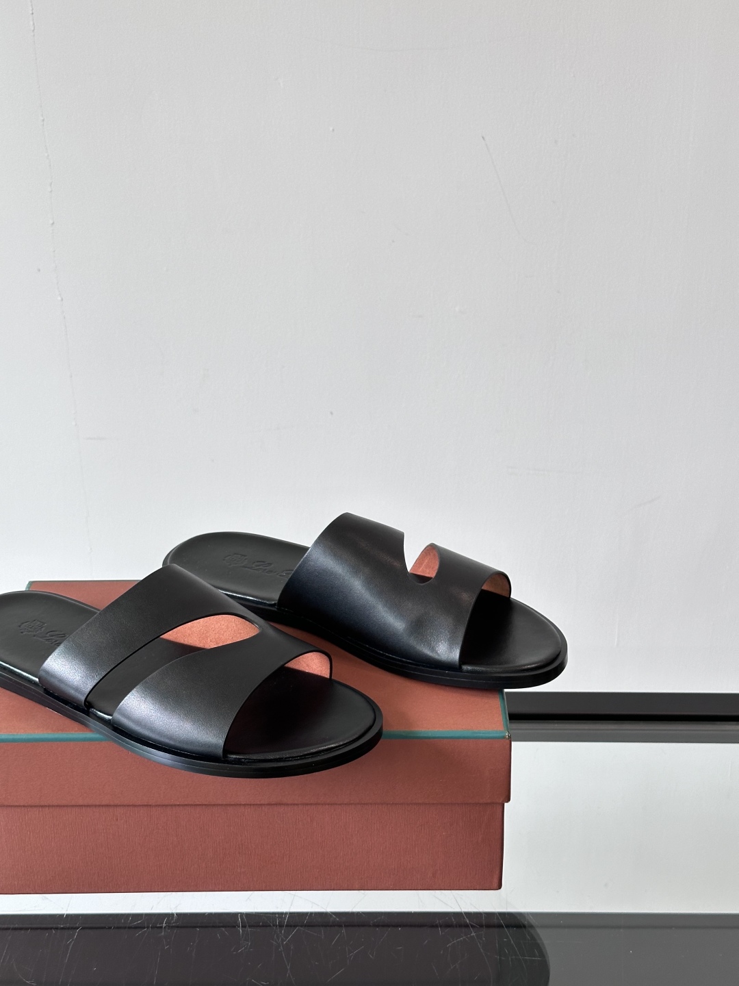 Loro Piana 男装拖鞋25ss 春夏系列 lP英伦休闲拖鞋 Loro Piana 25ss 春夏