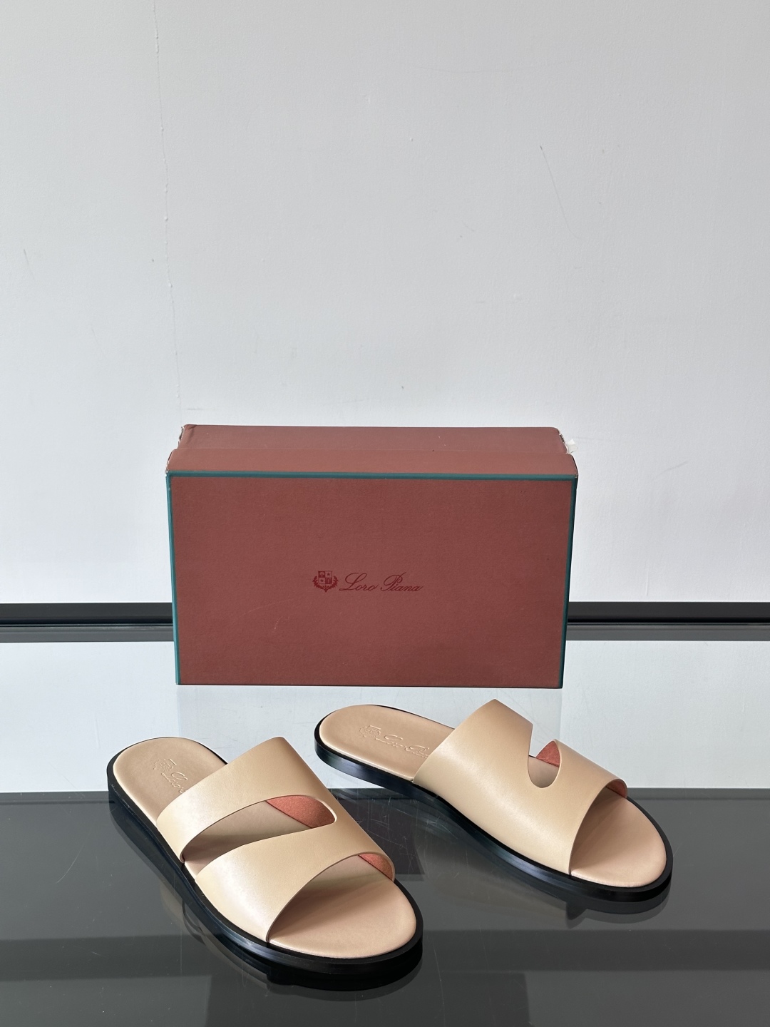 Loro Piana 男装拖鞋25ss 春夏系列 lP英伦休闲拖鞋 Loro Piana 25ss 春夏