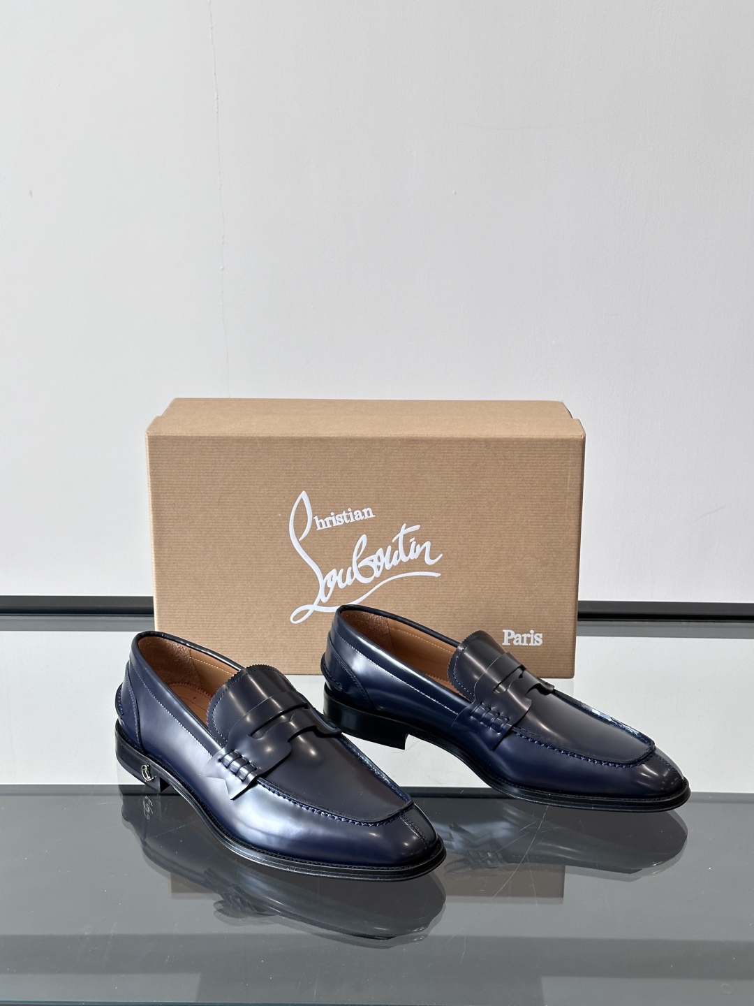 Christia*.Loubouti*高端男士商务正装皮鞋，原版真牛皮大红底，意大利进口牛皮大底，头层牛