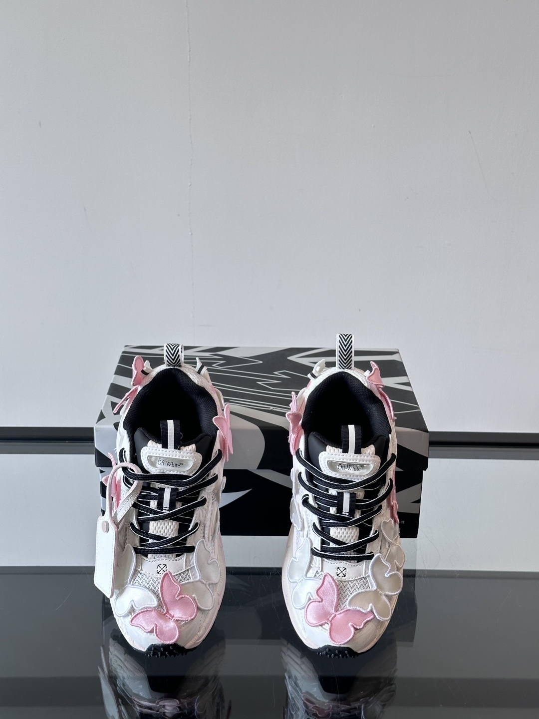 Off-White高街个性老爹休闲鞋。Off-White 最新款跑鞋👟百分百原盒正确版 原楦原纸板数据开