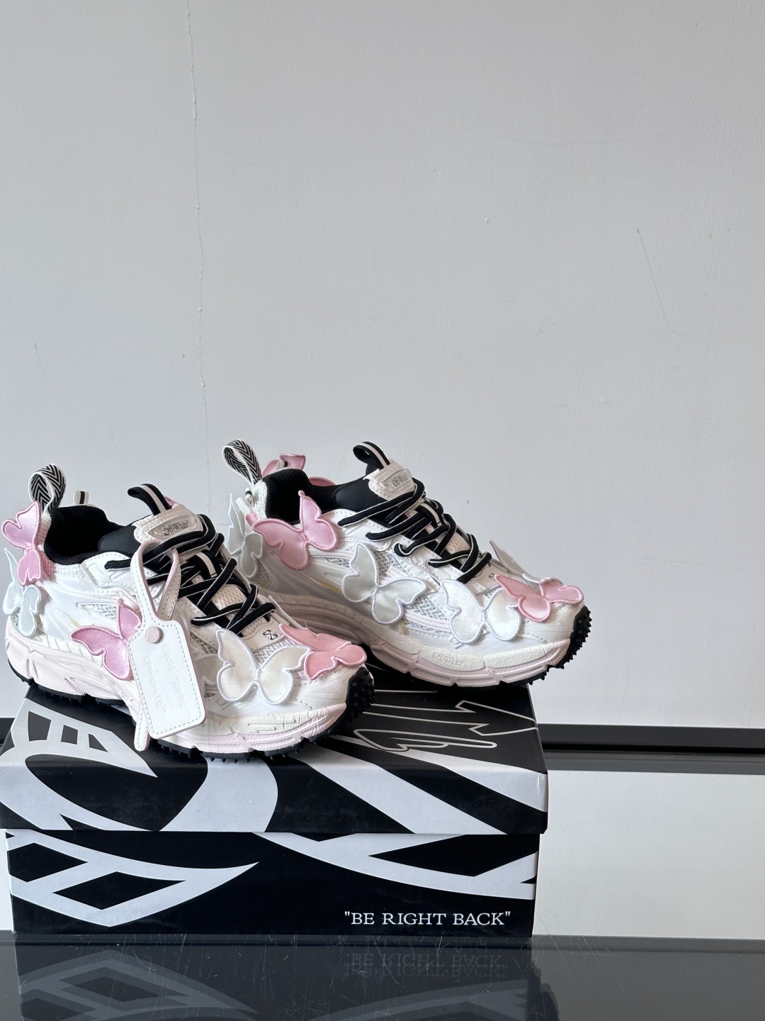 Off-White高街个性老爹休闲鞋。Off-White 最新款跑鞋👟百分百原盒正确版 原楦原纸板数据开