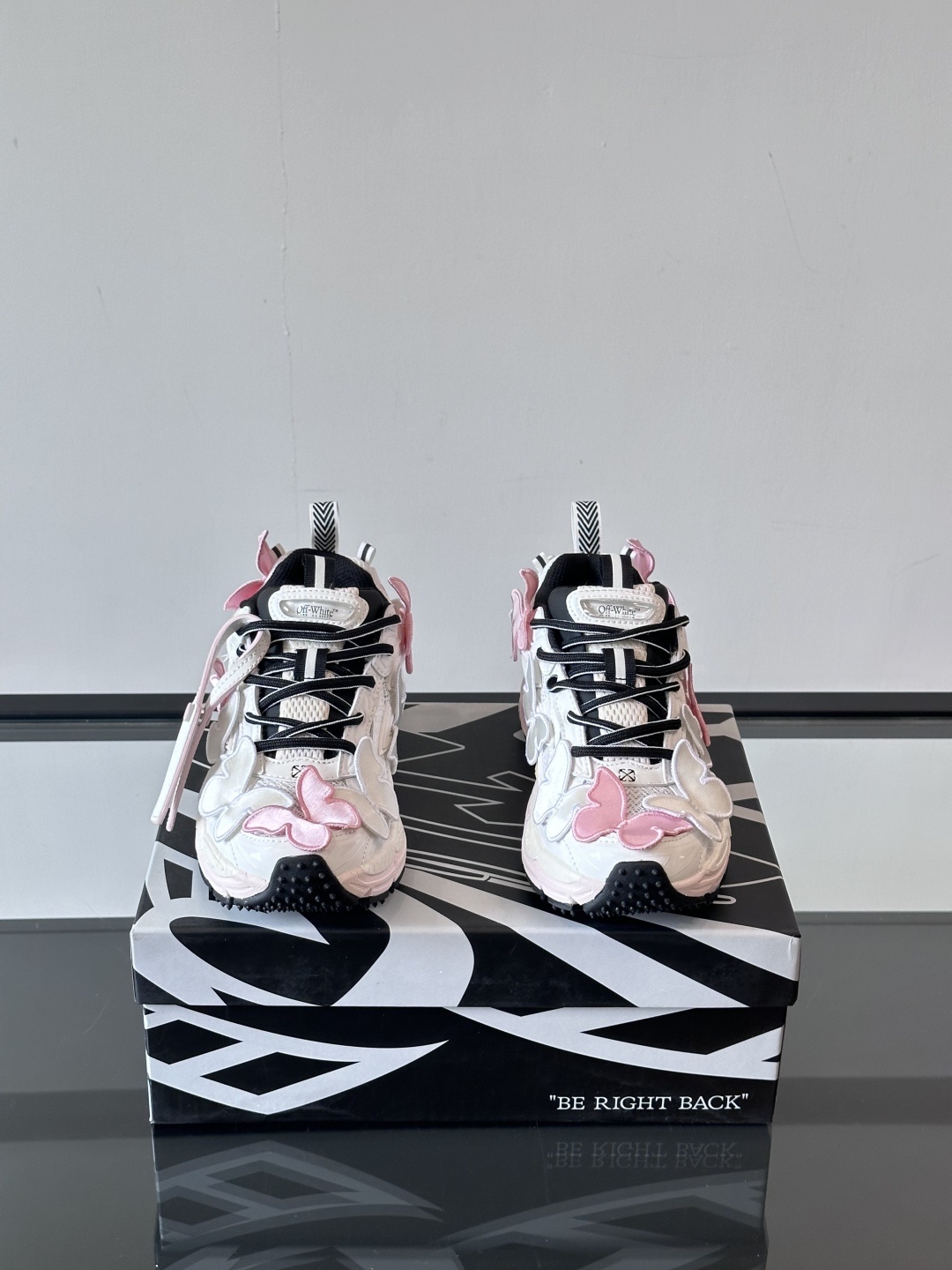 Off-White高街个性老爹休闲鞋。Off-White 最新款跑鞋👟百分百原盒正确版 原楦原纸板数据开