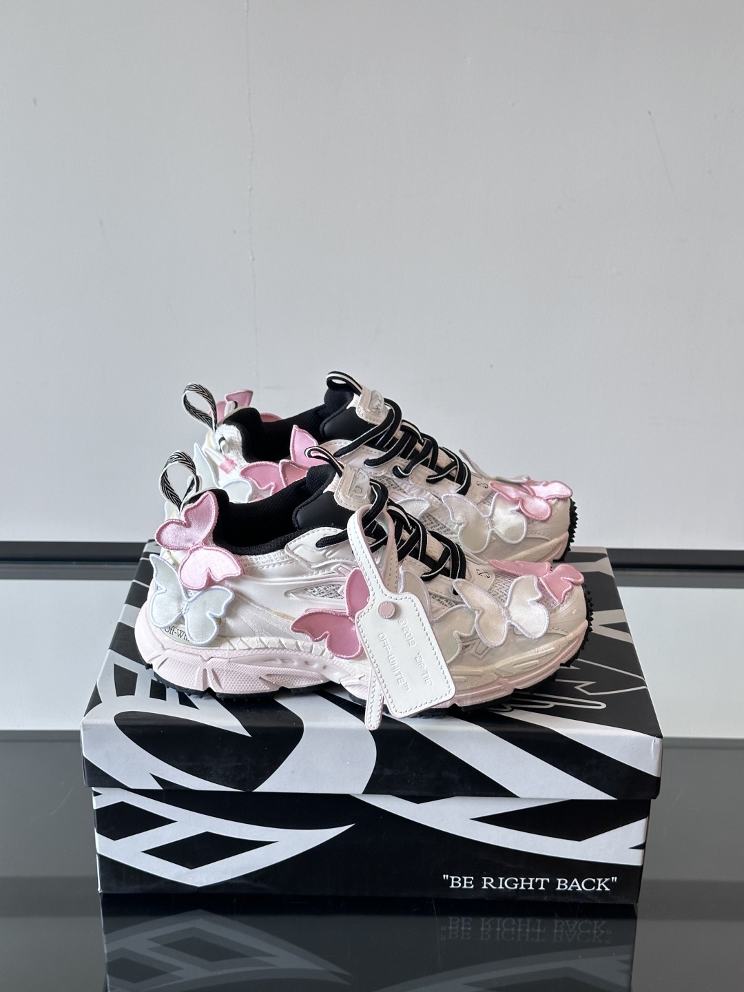 Off-White高街个性老爹休闲鞋。Off-White 最新款跑鞋👟百分百原盒正确版 原楦原纸板数据开