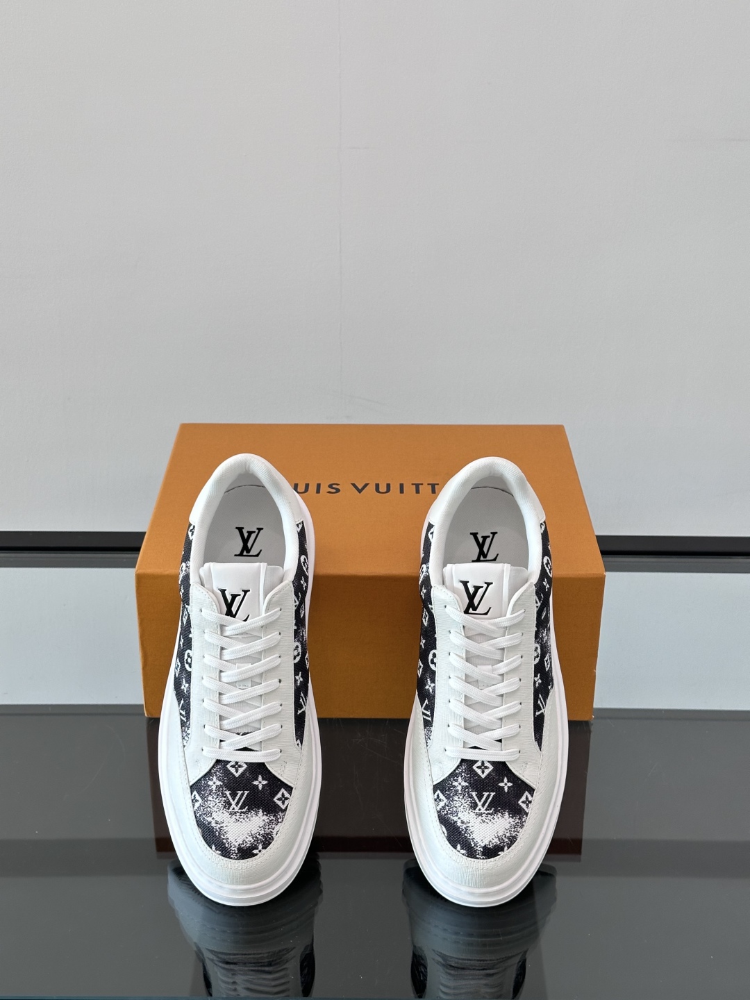 Louis Vuitton Beverly Hills Monogram Sneakers - Premium Leather, Size 38-44 7 cmp i1750065612443 4017 0 5