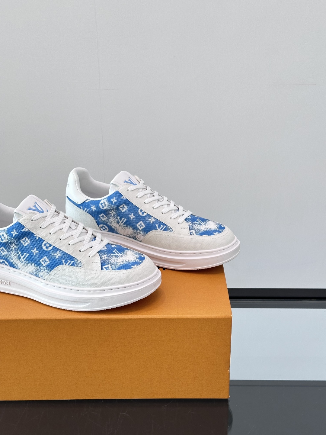 Louis Vuitton Beverly Hills Sneaker: Monogram Leather, Sizes 38-44 8 cmp i1750065686010 299 0 6