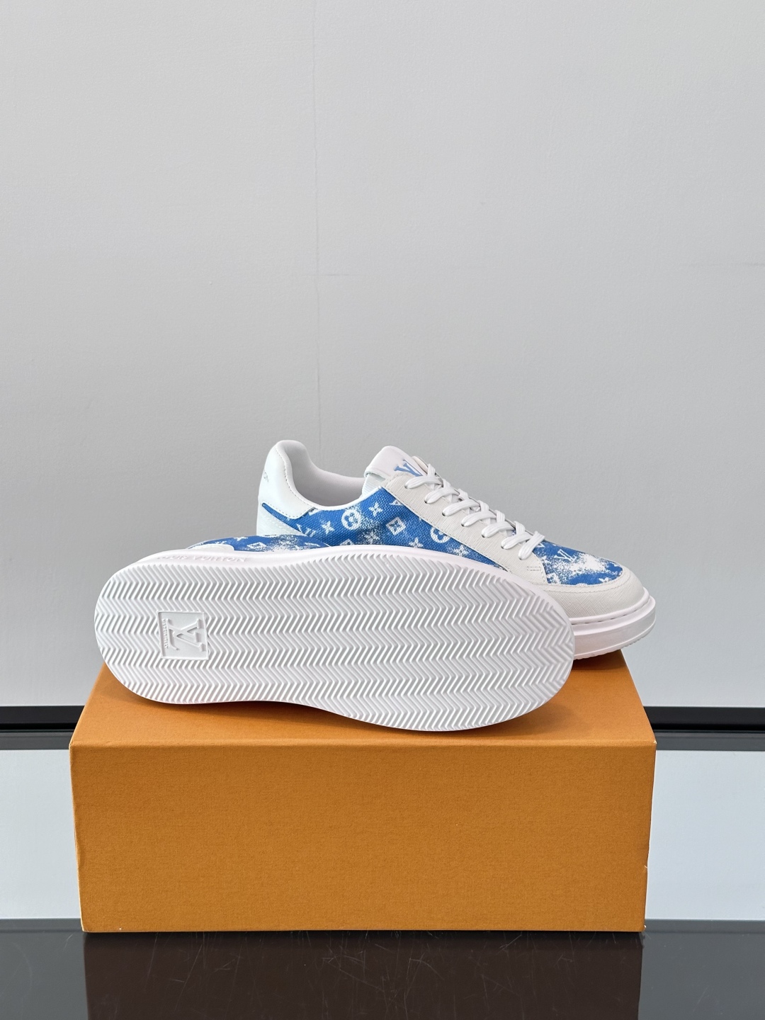 Louis Vuitton Beverly Hills Sneaker: Monogram Leather, Sizes 38-44 10 cmp i1750065686074 801 0 8