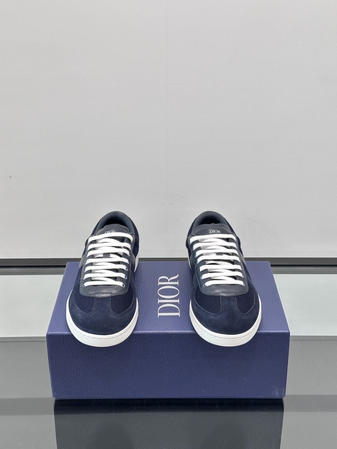Dior B22 Men's Sneakers: Premium Leather, Iconic Logo, White, Sizes 39-44 3 cmp i1750066398823 294 0 1