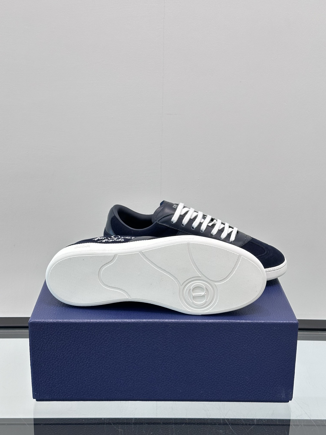 Dior B22 Men's Sneakers: Premium Leather, Iconic Logo, White, Sizes 39-44 10 cmp i1750066400738 9971 0 8