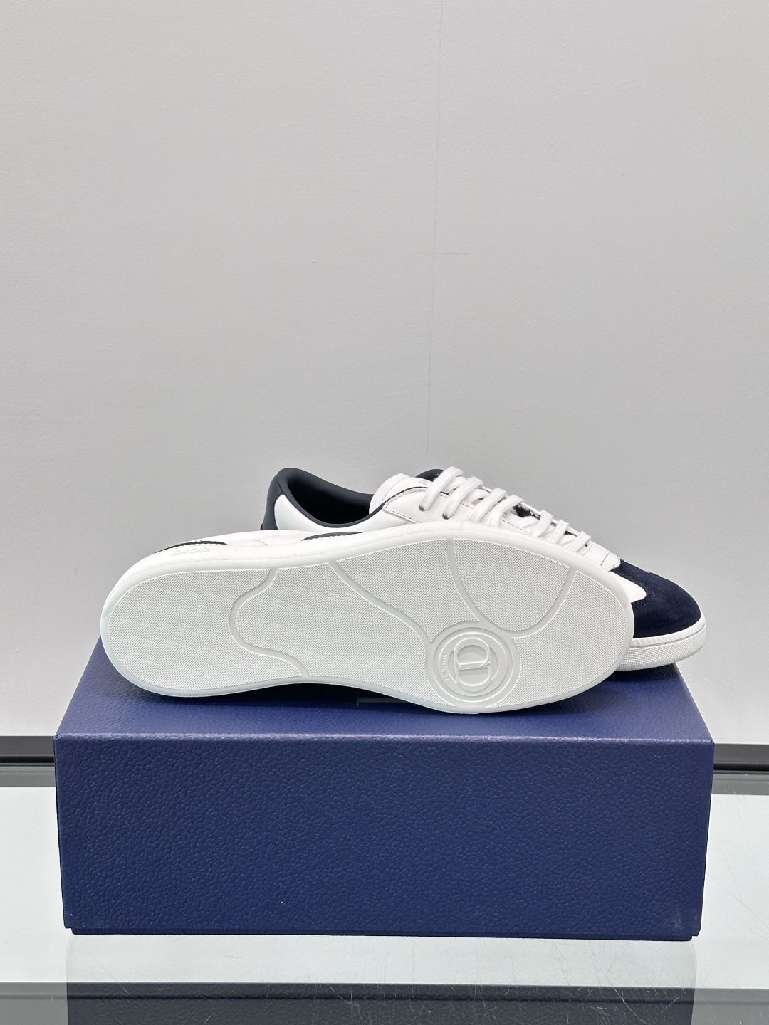 Dior B12281 Men's Sneaker White Leather with 'Dior' Logo - Size 39-44 10 cmp i1750066505307 4573 0 8