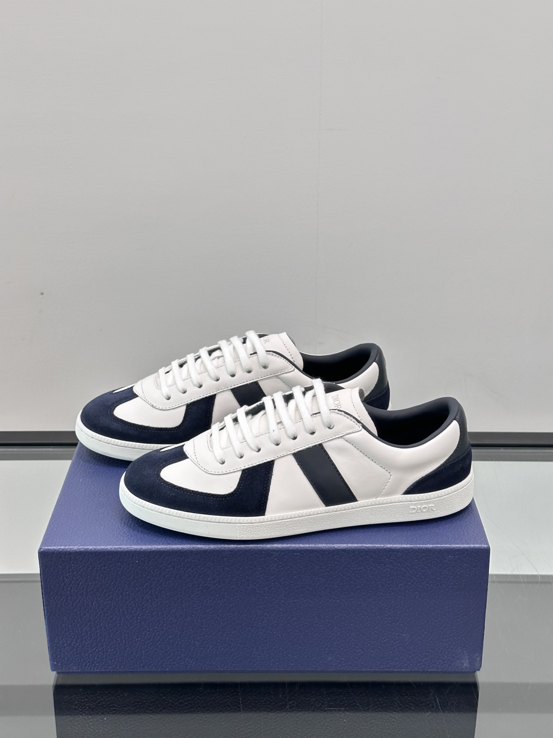 Dior B12281 Men's Sneaker White Leather with 'Dior' Logo - Size 39-44 4 cmp i1750066506716 3326 0 2