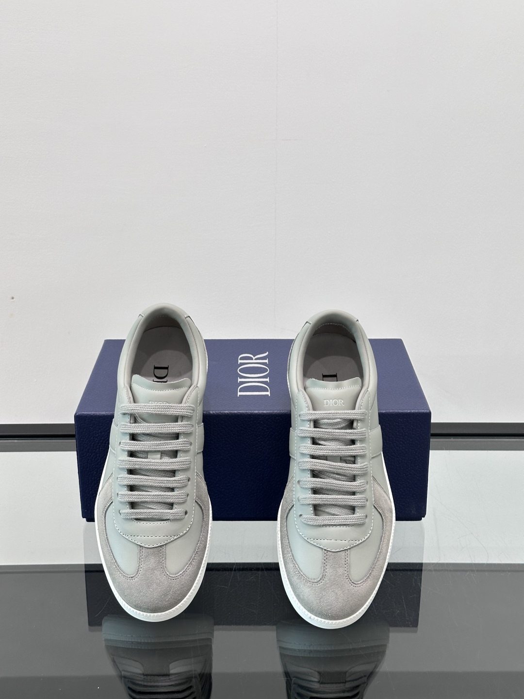 Dior B22 Men's Sneakers White Leather Logo Accents Size 39-44 7 cmp i1750066563567 2954 0 5