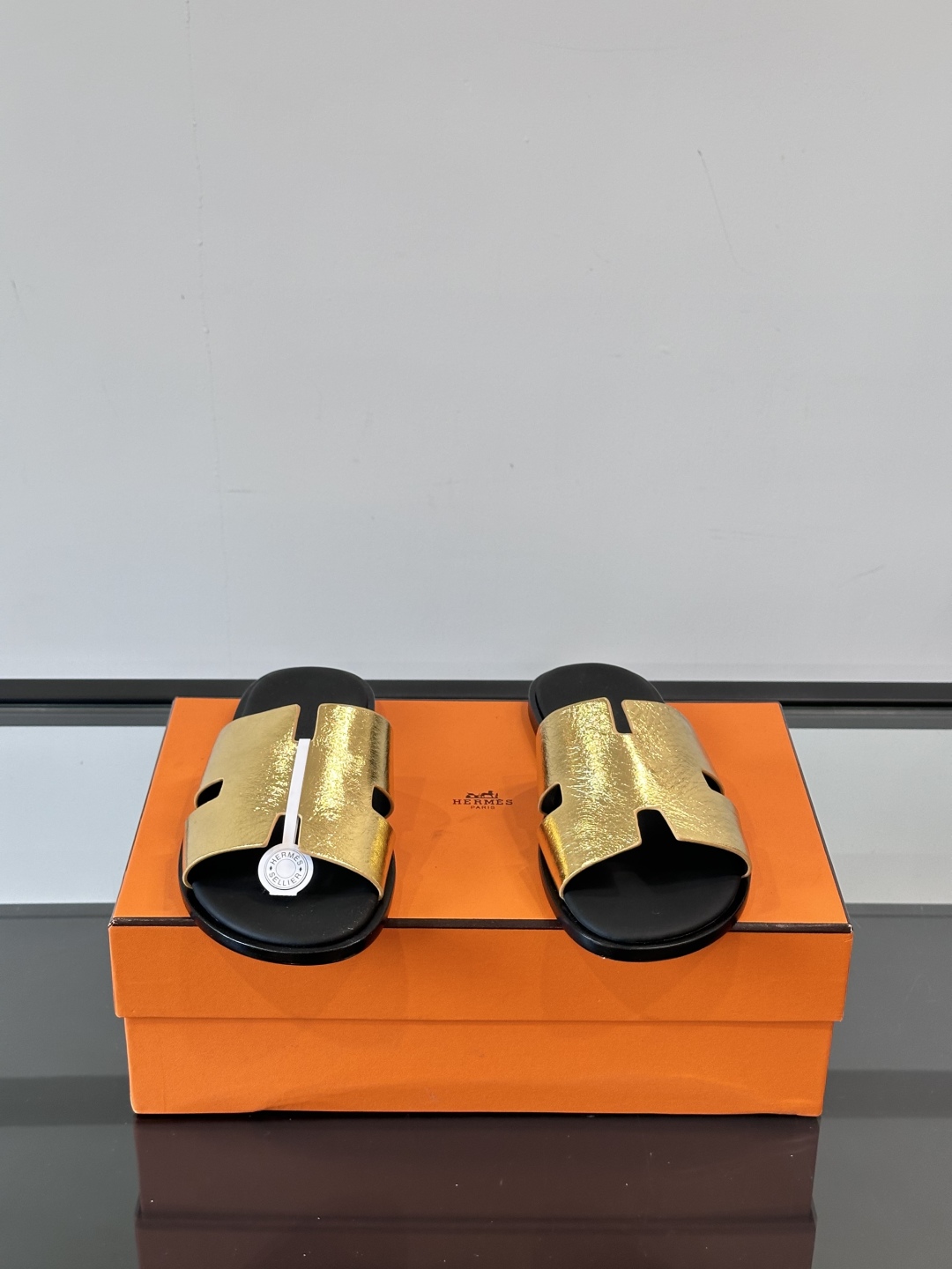 ◾️▫️Hermes 高端真皮大底男士拖鞋，高品质经典单品，用料上乘考究，版型宽松舒适，推荐入手，鞋面选