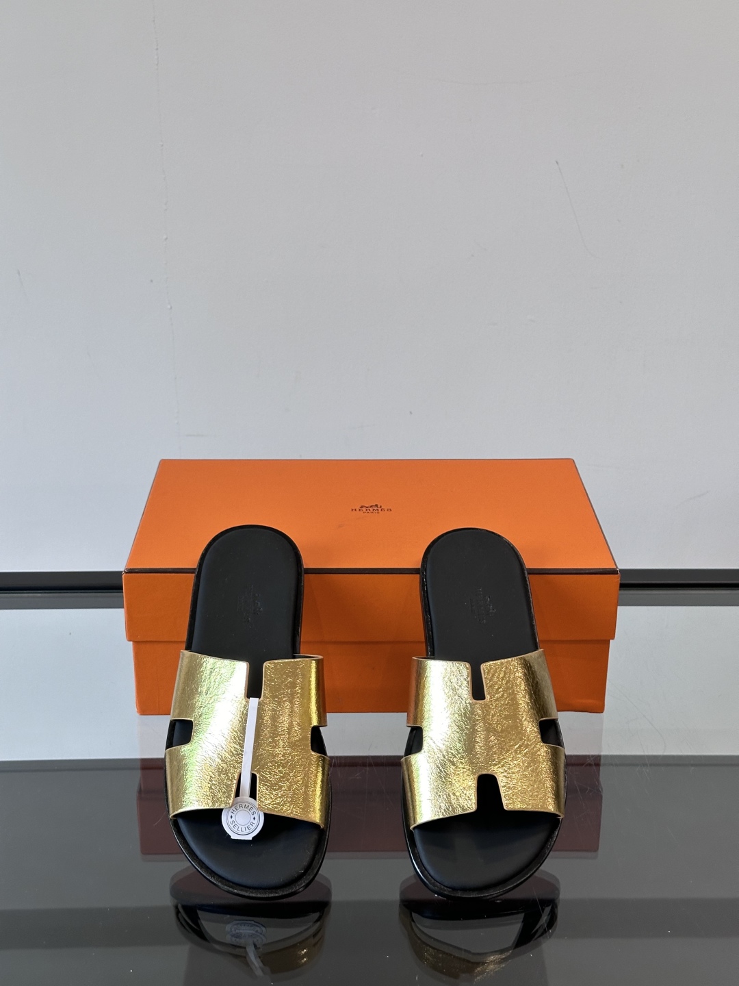 ◾️▫️Hermes 高端真皮大底男士拖鞋，高品质经典单品，用料上乘考究，版型宽松舒适，推荐入手，鞋面选