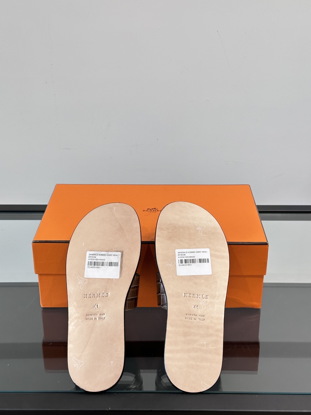 ◾️▫️Hermes 高端真皮大底男士拖鞋，高品质经典单品，用料上乘考究，版型宽松舒适，推荐入手，鞋面选