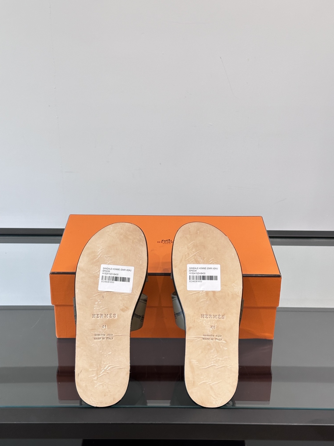 ◾️▫️Hermes 高端真皮大底男士拖鞋，高品质经典单品，用料上乘考究，版型宽松舒适，推荐入手，鞋面选