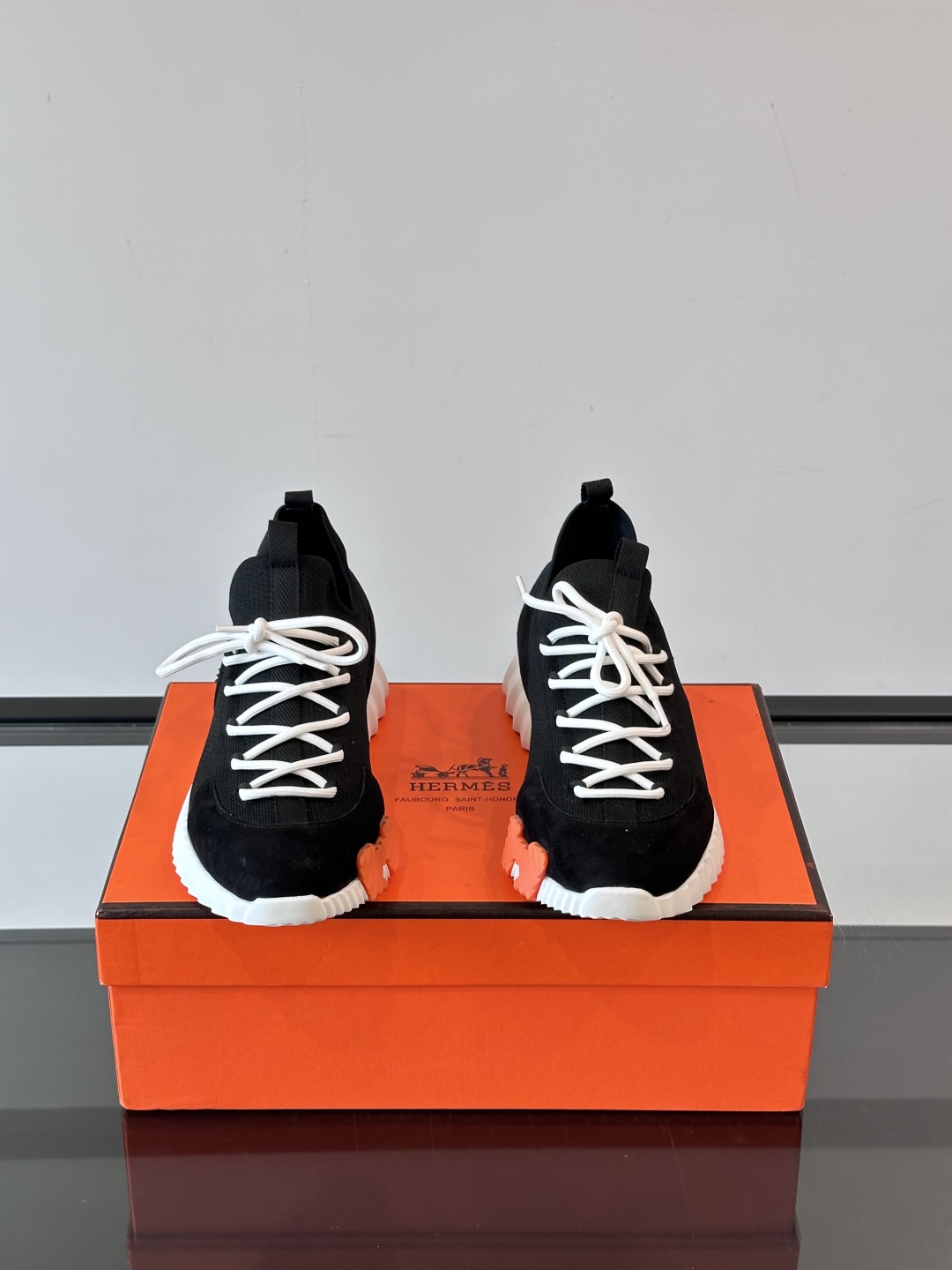 Hermes Men's Fashion Sneakers - Lightweight, Breathable, and Stylish 3 cmp i1750398232384 1962 0 1