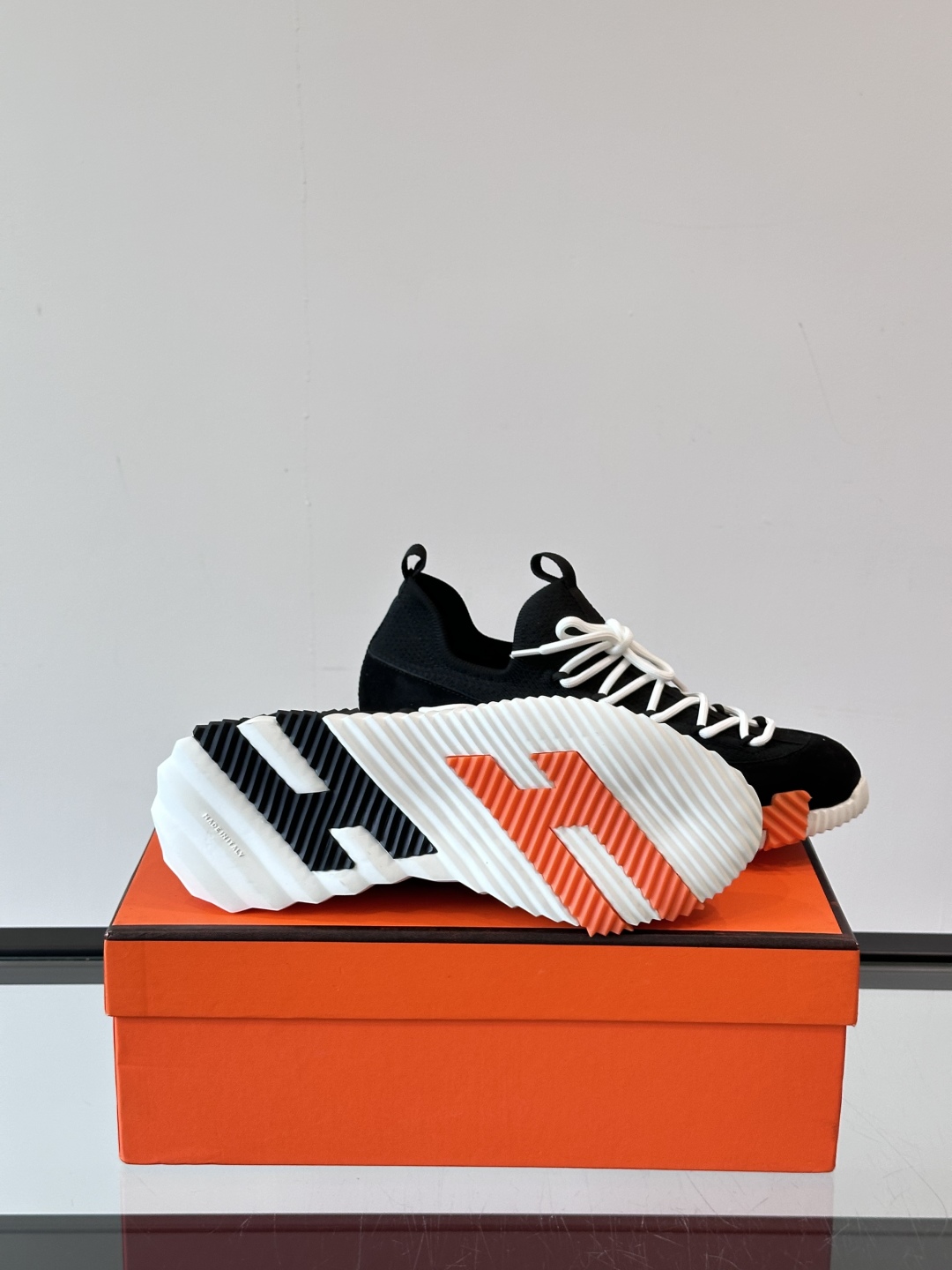 Hermes Men's Fashion Sneakers - Lightweight, Breathable, and Stylish 10 cmp i1750398232428 1361 0 8