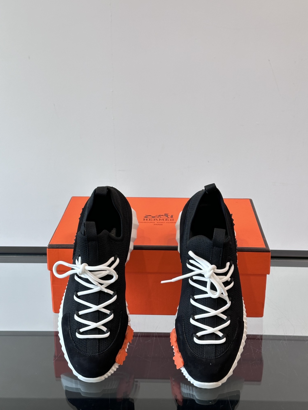Hermes Men's Fashion Sneakers - Lightweight, Breathable, and Stylish 7 cmp i1750398232430 9687 0 5