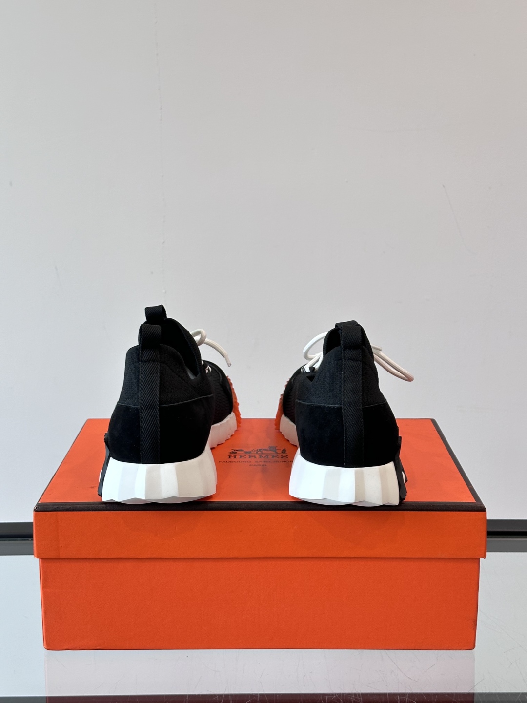Hermes Men's Fashion Sneakers - Lightweight, Breathable, and Stylish 9 cmp i1750398234341 5018 0 7