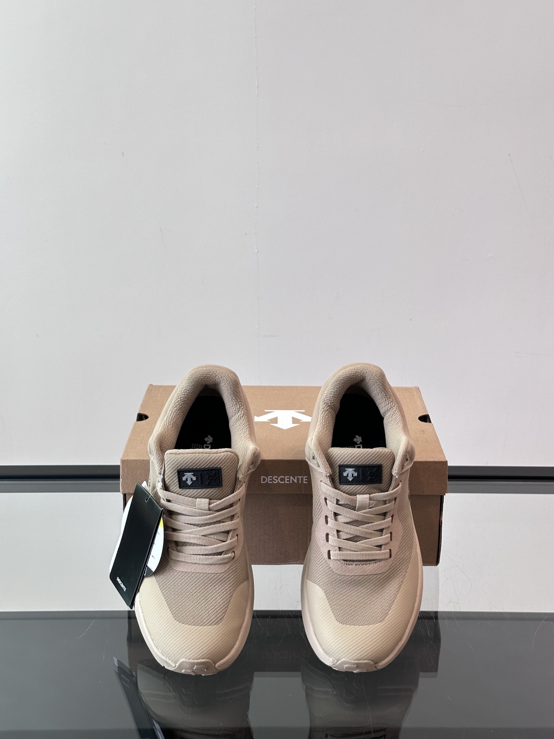 迪桑特(DESCENTE) DUALIS G轻户外都市通勤 GORE- TEX防水运动跑鞋覆盖防水男子 