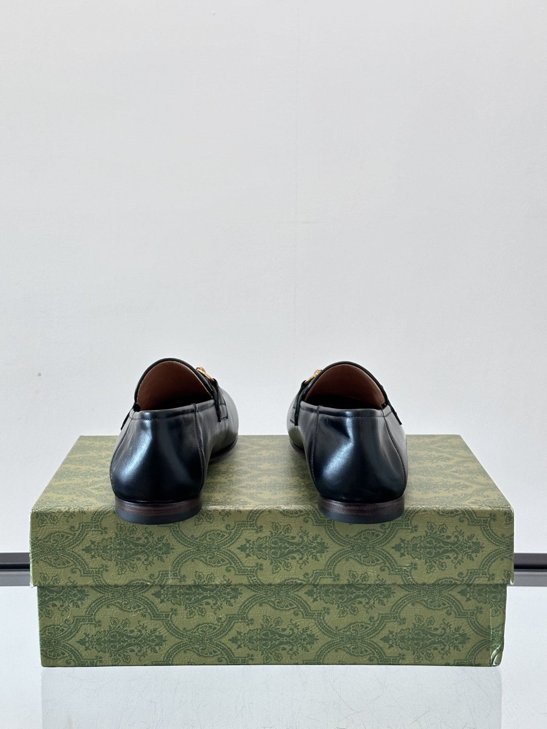Gucci Leather Loafers for Men - Luxury & Comfort, Sizes 39-44 9 cmp i1751524174044 7447 0 7