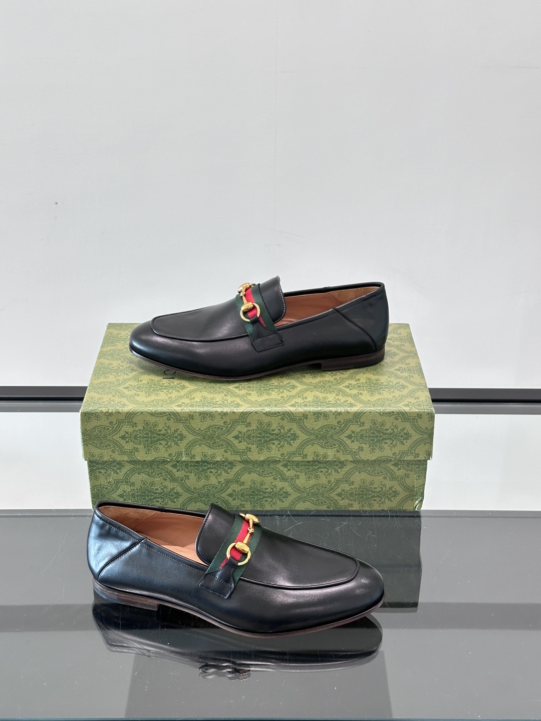 Gucci Leather Loafers for Men - Luxury & Comfort, Sizes 39-44 5 cmp i1751524179032 4306 0 3