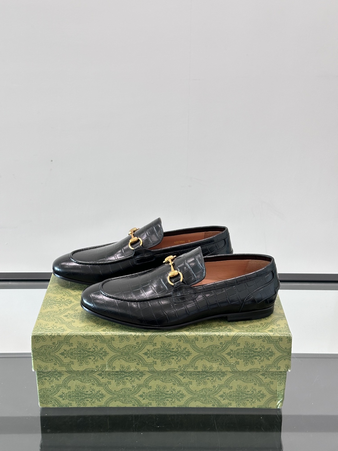Gucci Men's Leather Loafers - Premium Italian Leather, Comfortable & Stylish 4 cmp i1751546640181 6442 0 2