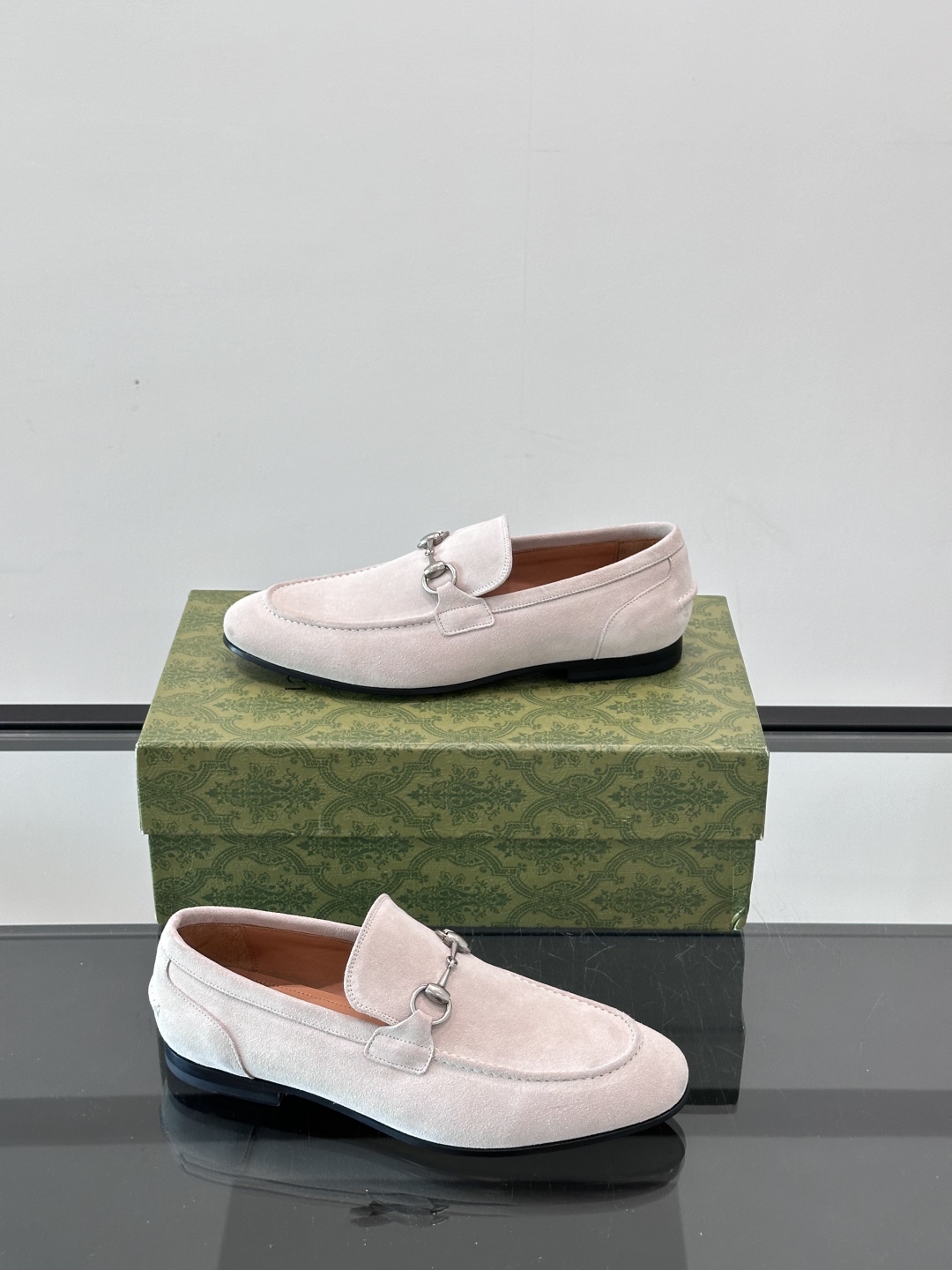 Gucci Men's Leather Loafers - Premium Quality, Comfortable & Stylish 5 cmp i1751546927706 9141 0 3