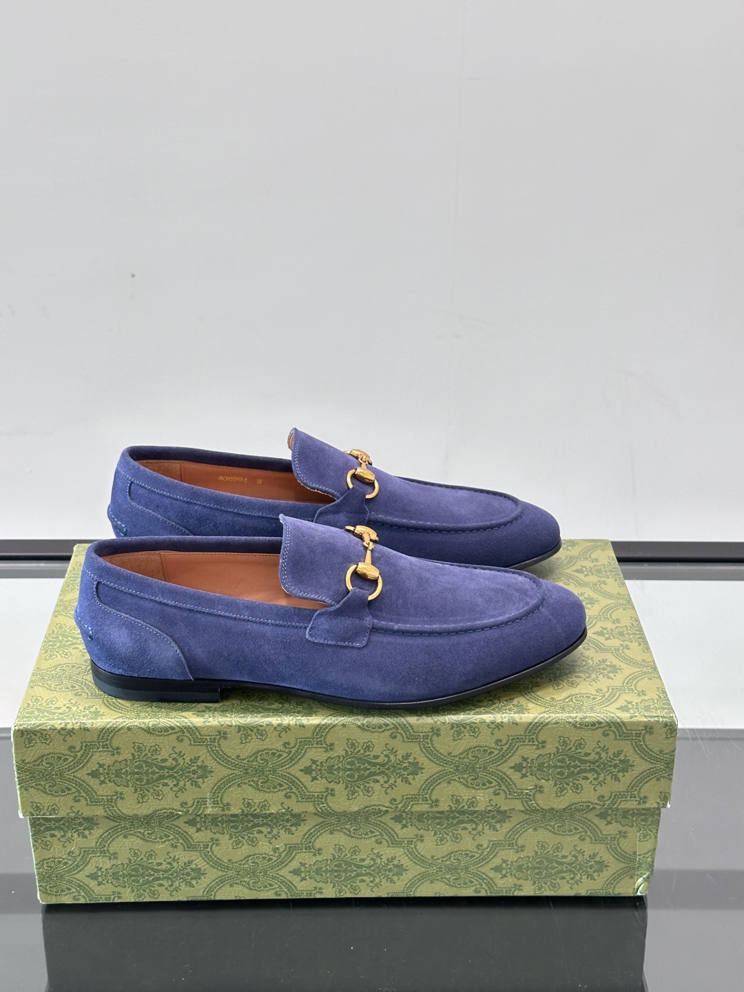 Gucci Men's Leather Loafers - Premium Italian Leather, Comfortable Fit 2 cmp i1751546949018 1584 0 0