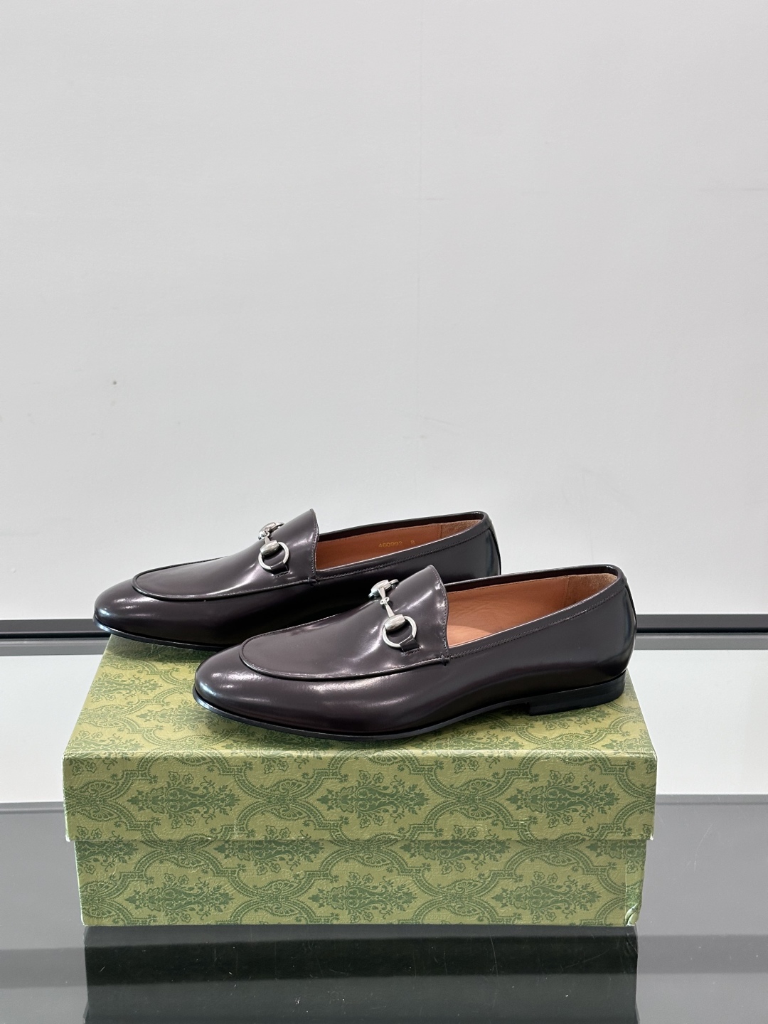 Gucci Men's Leather Loafers - Premium Italian Leather, Comfortable & Stylish 4 cmp i1751547147842 5356 0 2