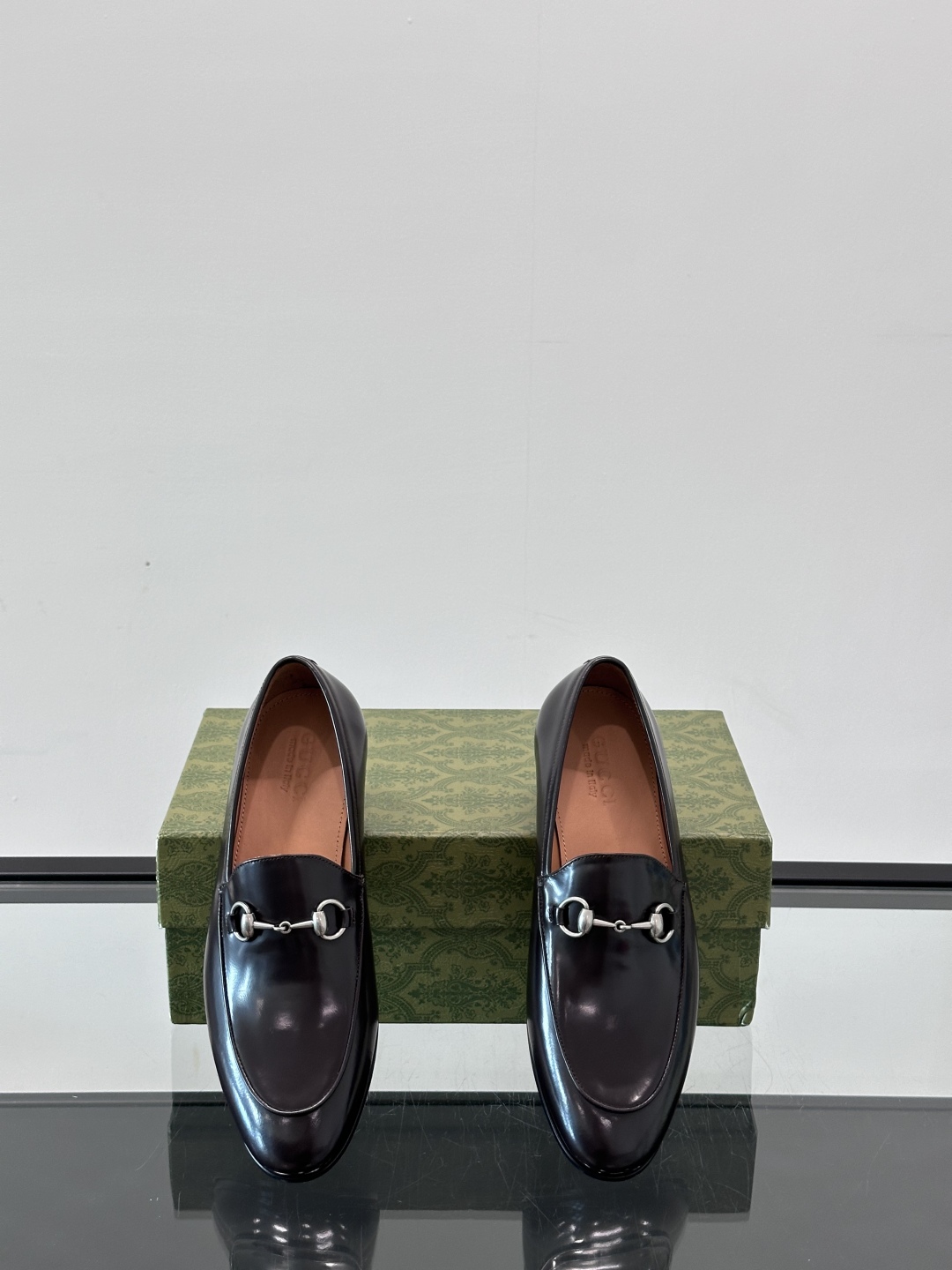 Gucci Men's Leather Loafers - Premium Italian Leather, Comfortable & Stylish 7 cmp i1751547154396 5579 0 5