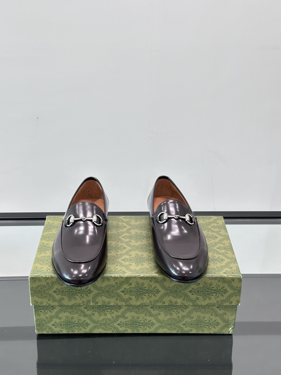 Gucci Men's Leather Loafers - Premium Italian Leather, Comfortable & Stylish 3 cmp i1751547154476 9873 0 1