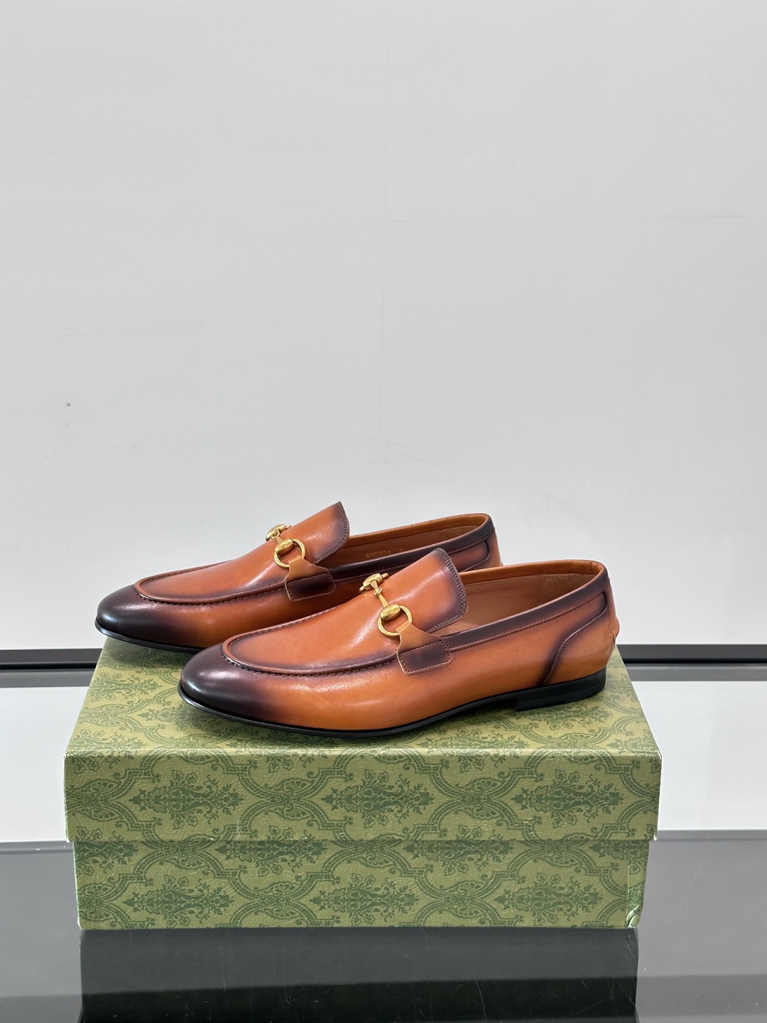 Gucci Leather Loafers: Luxurious Comfort & Style - Genuine Leather, Sizes 39-44 4 cmp i1751547187398 1838 0 2