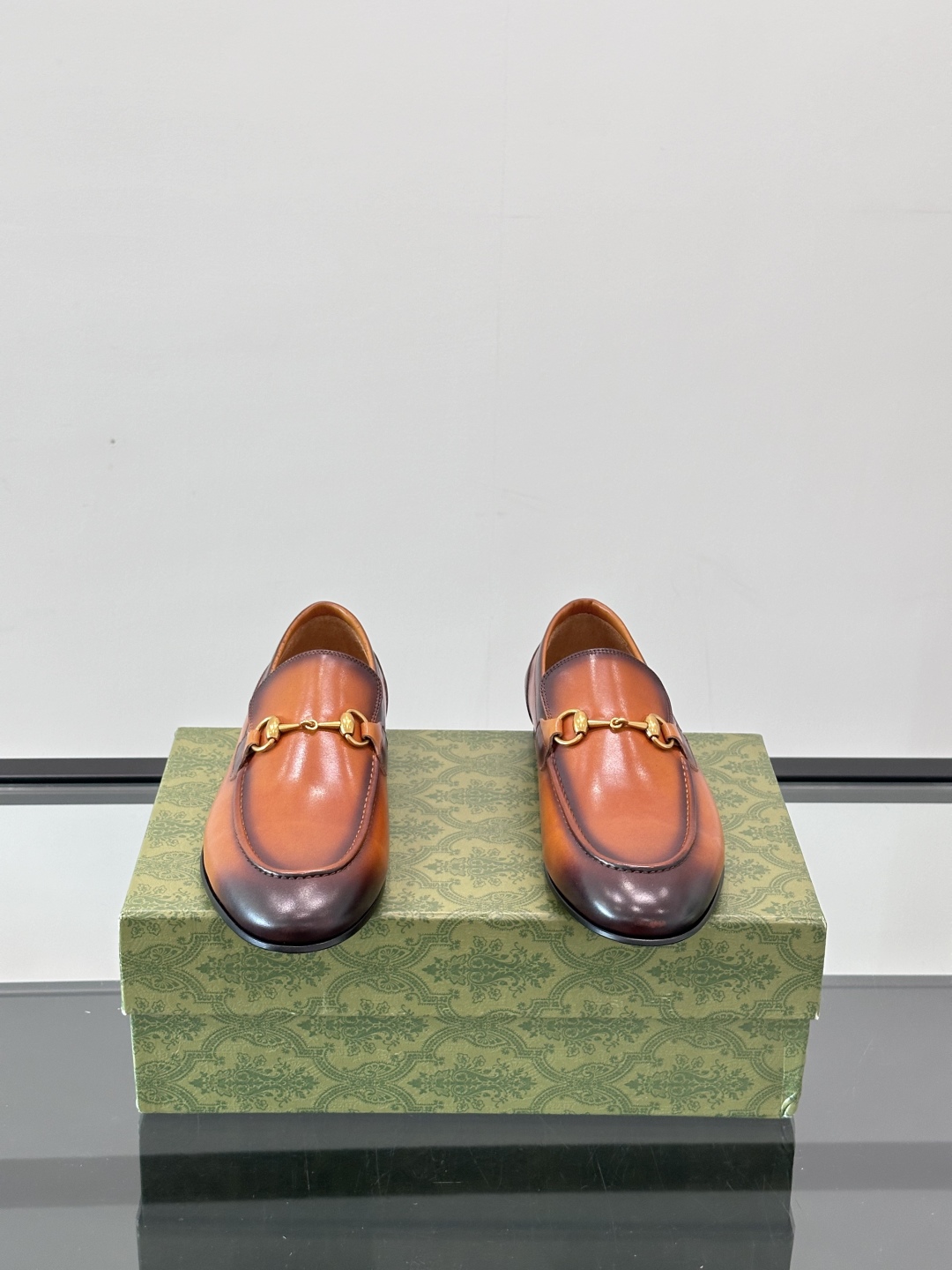 Gucci Leather Loafers: Luxurious Comfort & Style - Genuine Leather, Sizes 39-44 3 cmp i1751547192697 9910 0 1