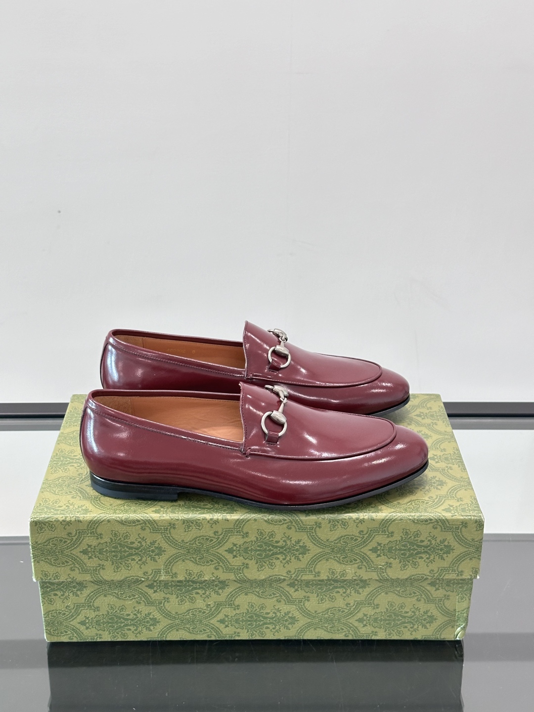 Gucci Men's Leather Casual Shoes - Premium Italian Leather, Comfortable Fit 2 cmp i1751547275606 9779 0 0