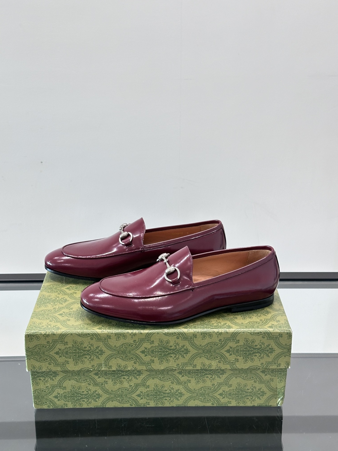 Gucci Men's Leather Casual Shoes - Premium Italian Leather, Comfortable Fit 4 cmp i1751547282048 8932 0 2