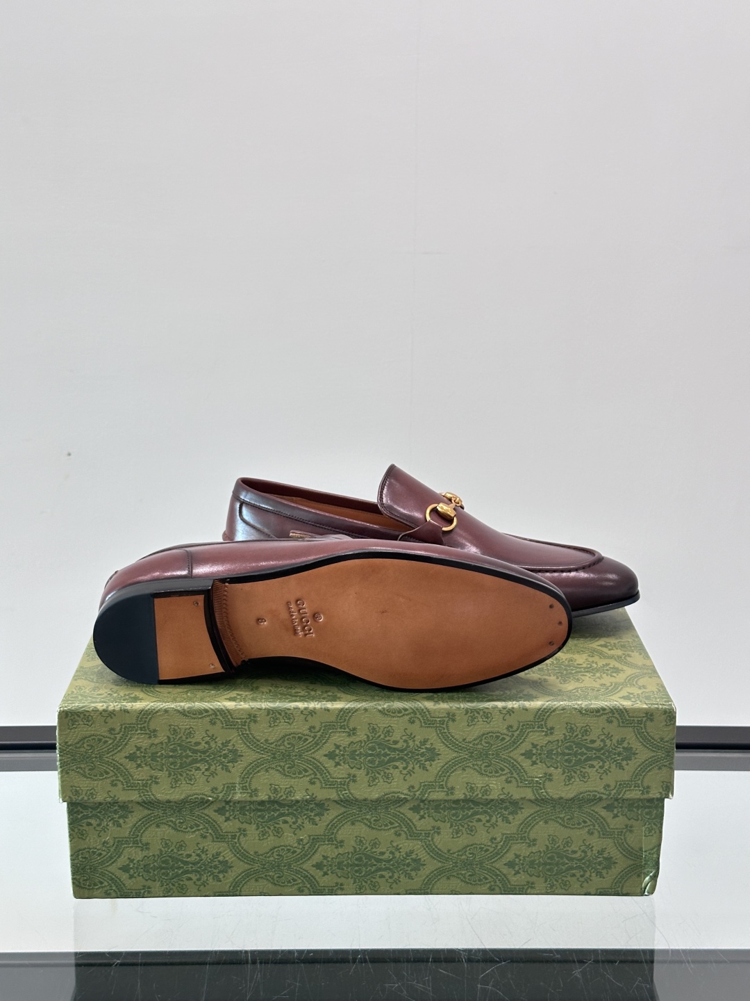 Gucci Leather Loafers for Men - Luxurious, Comfortable, and Stylish 10 cmp i1751547296916 9171 0 8