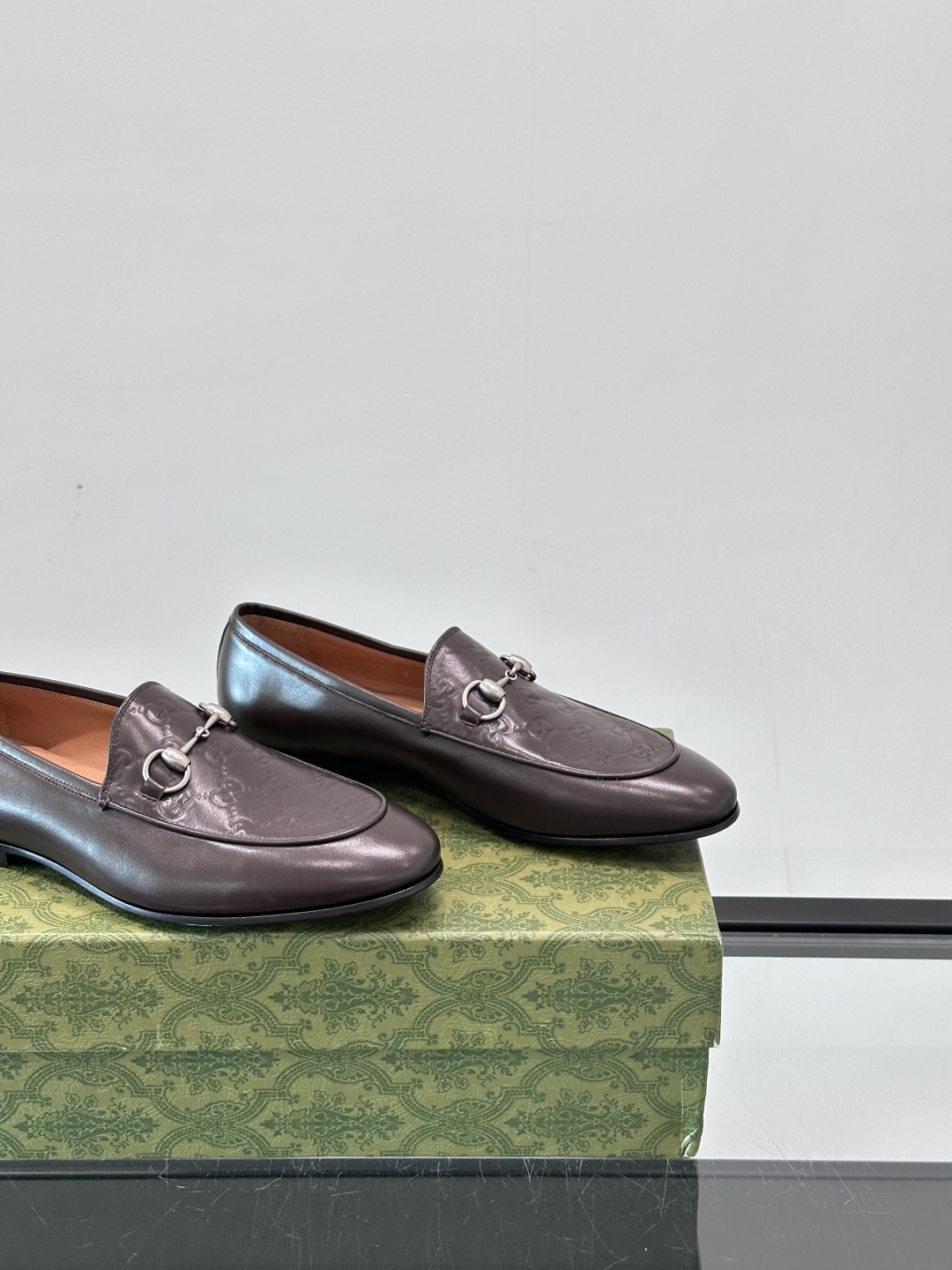 Gucci Men's Leather Casual Shoes - Premium Italian Leather, Comfortable Fit 8 cmp i1751547695308 1284 0 6