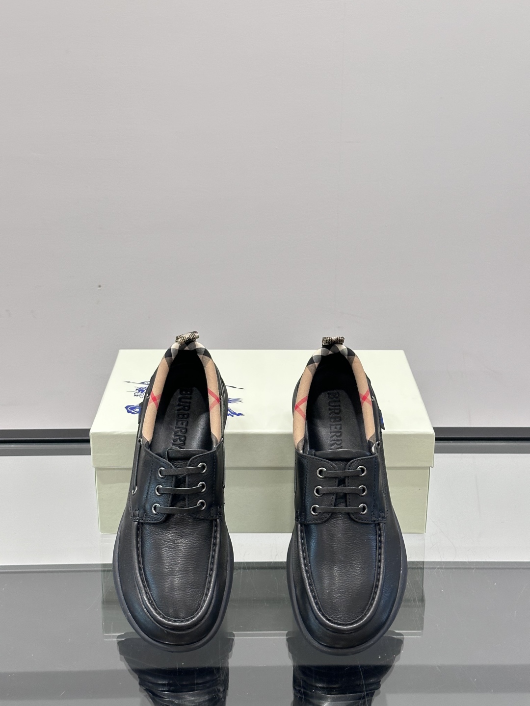 Burberry Checkered Leather Sneakers: Classic Style & Comfort, Sizes 38-46 7 cmp i1751548842623 1529 0 5