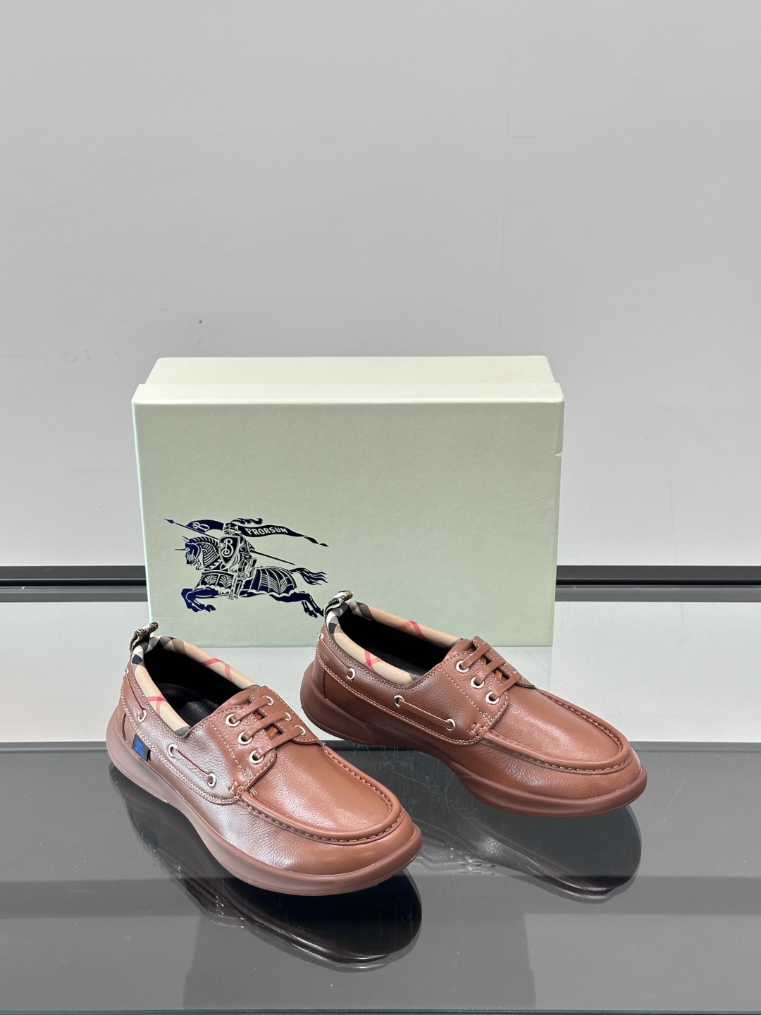 Burberry Checkered Leather Sneakers - Comfortable & Stylish Casual Shoes 6 cmp i1751548961607 1962 0 4