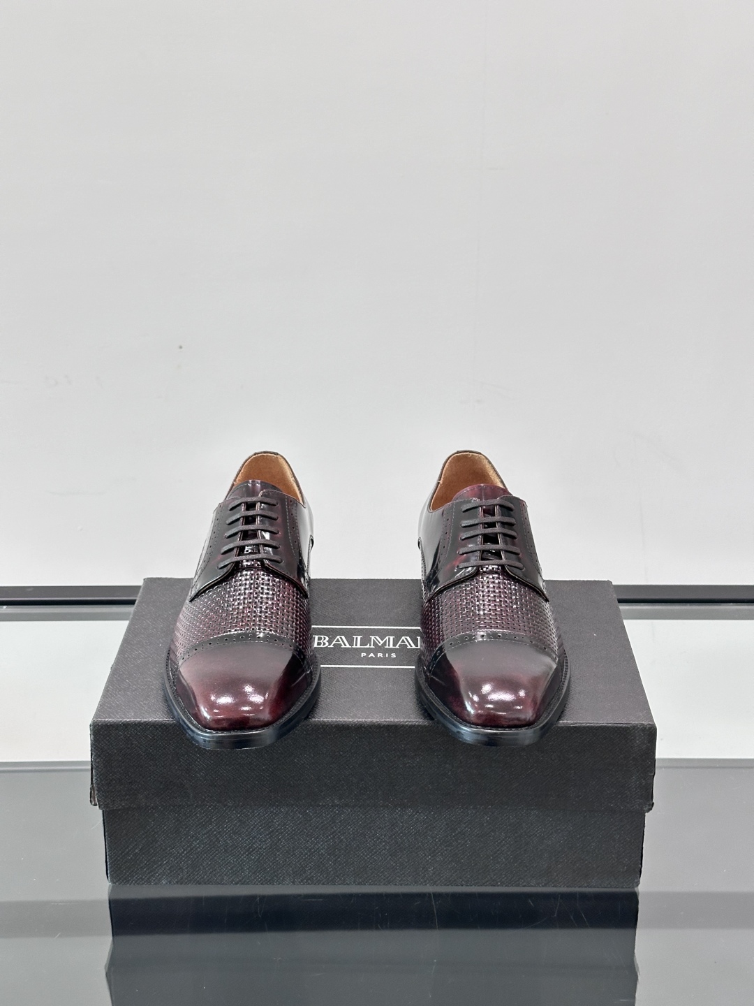 Balmain Men's Leather Dress Shoes: Classic Style & Premium Comfort 3 cmp i1751638249760 1322 0 1